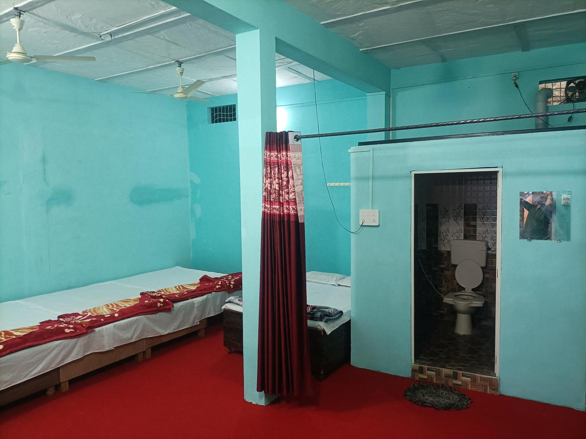 Shri Gamya Guest House Ujjain Exterior photo